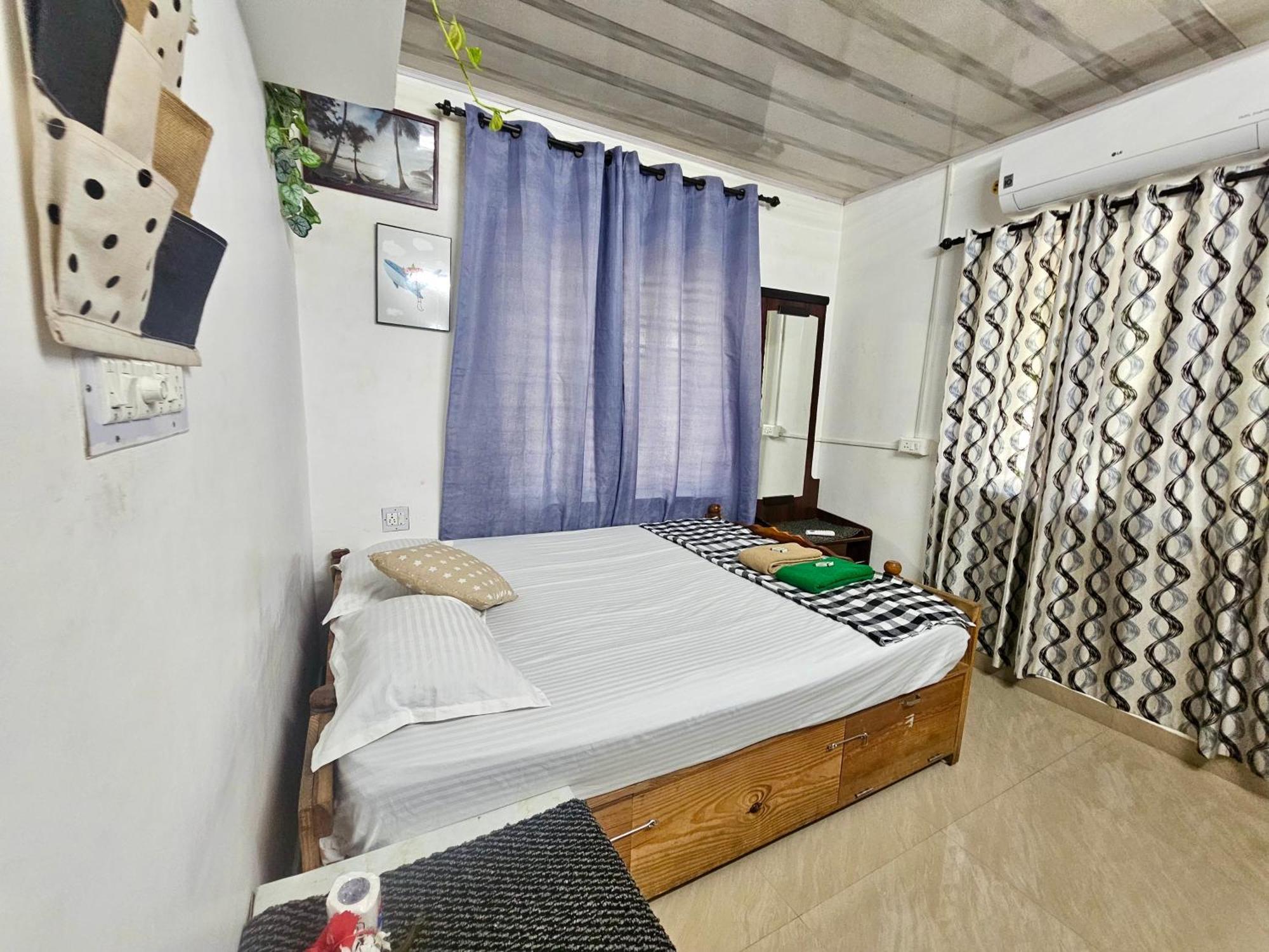 Hammock Homestay *
